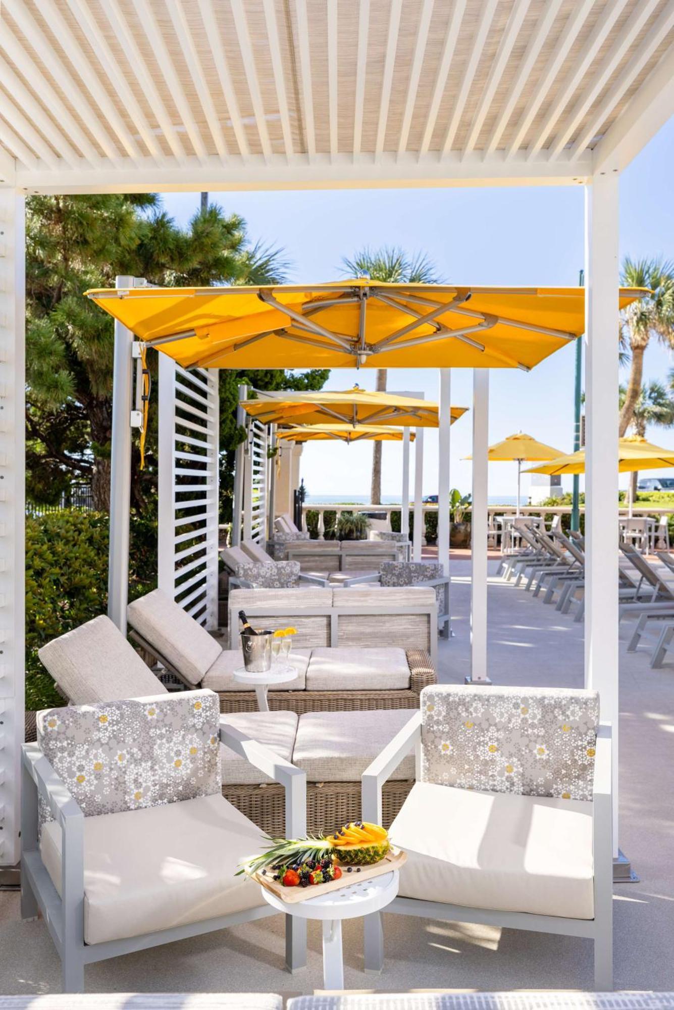 Hilton Galveston Island Resort Bagian luar foto
